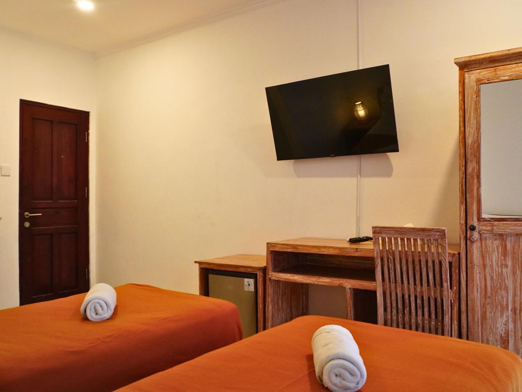 Summer Of Surf Hostel Uluwatu Ungasan Exterior foto